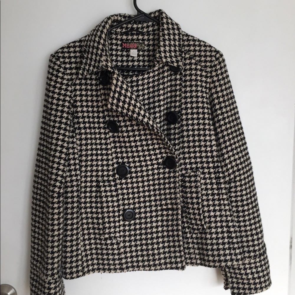 Houndstooth winter peacoat, size L (juniors)